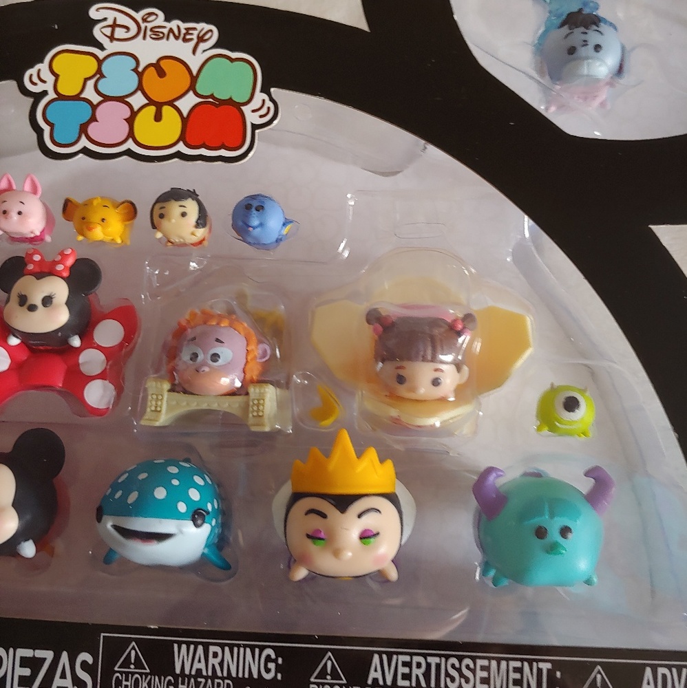 🏷23 Piece Disney Tsum Tsum Figure Set NIB Silver - Picture 7 of 7